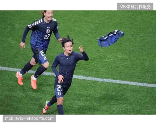久保建英的定位球与肋部渗透能力,将是日本队挑战世界强队的重要战术武器 久保建英的定位球与肋部渗透能力,将是日本队挑战世界强队的重要战术武器